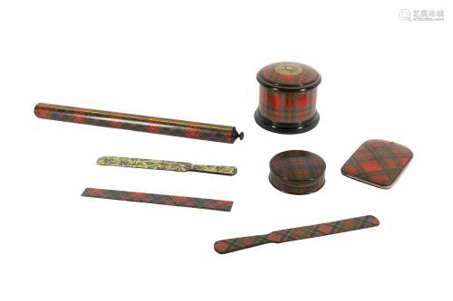 A SCOTTISH CLARK'S AND CO. TARTANWARE STRING BOX, LATE 19TH ...