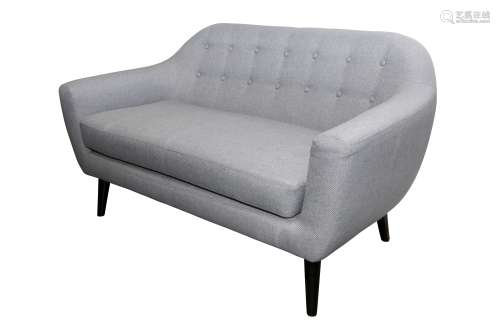 A CONTEMPORARY SOFA UPHOLSTERED IN GREY FABRIC, 21ST CENTURY