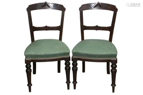 A PAIR OF VICTORIAN MAHOGANY AESTHETIC MOVEMENT STYLE DINING...
