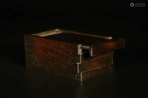 A SEAL BOX MADE OF ZITAN WOOD