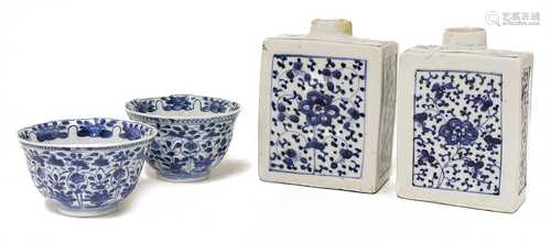 A pair of Chinese blue and white tea bowls,