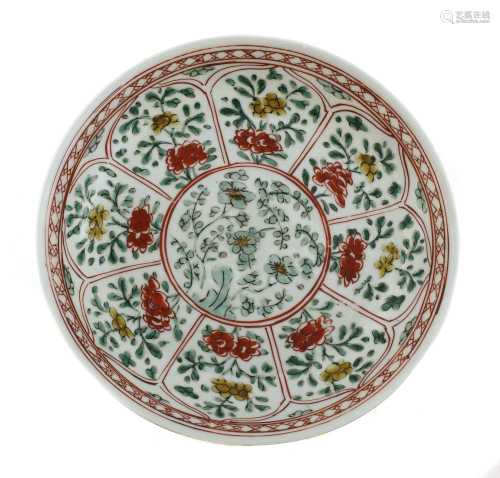 A Chinese wucai plate,
