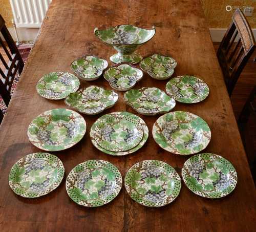 A pearlware pottery part dessert service,