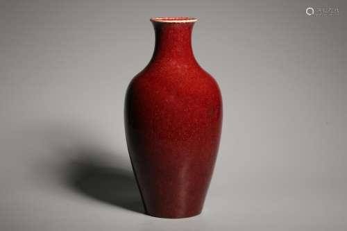 清中期 红釉莱菔瓶