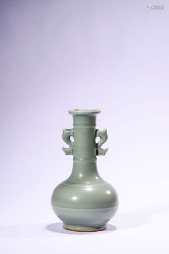 A Celadon Longquan Vase