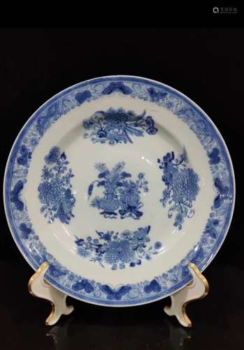 A Large Blue and White Export Dish, Qianlong Period, Qing Dy...