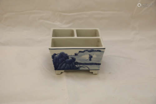 A Squared Blue and White Brushpot, Juqingtang Mark, Late Qin...