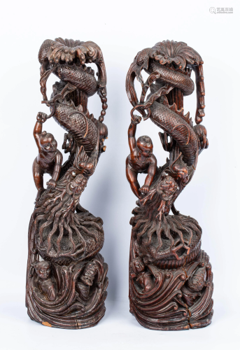 LATE QING PAIR OF ROSEWOOD ORNAMENTS