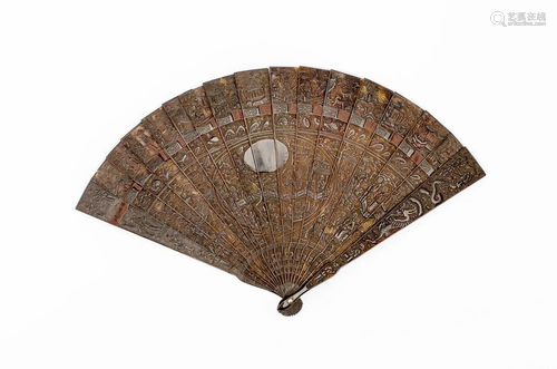 MID-QING DYNASTY SHELL FOLDING FAN