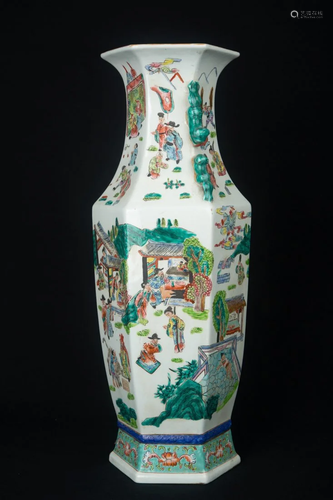 20TH CENTURY FAMILLE ROSE SIX SQUARE VASE