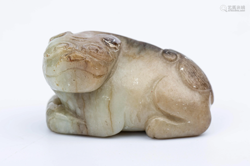 LATE QING OR MINGUO JADE LION