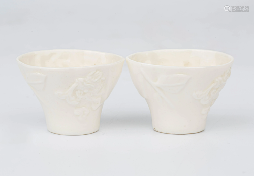 LATE QING/MIN GUO WHITE PORCELAIN CARVED SMALL CUP