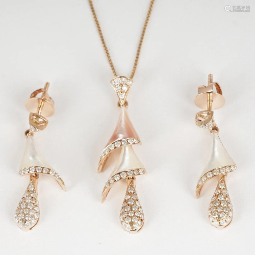 14 K Rose Gold Diamond & Mother of Pearl Pendant Set