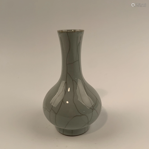 Chinese Guan Type Porcelain Vase