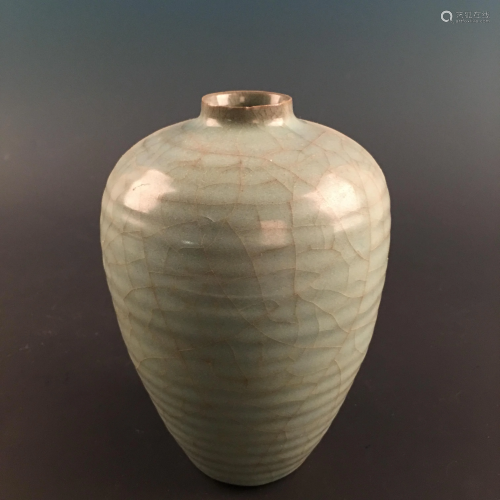 Chinese Celdon Glazed Vase