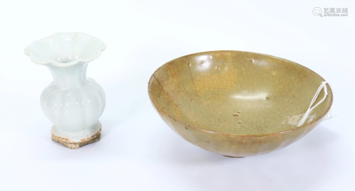 Chinese Qingbai Porcelain Vase; Crackle Bowl