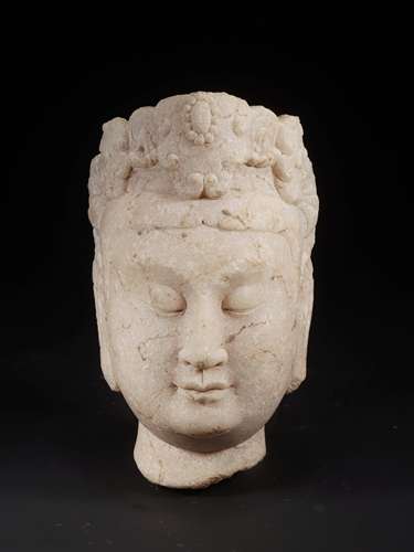 A WHITE MARBLE HEAD OF BODHISATVA