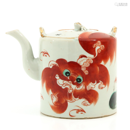 A Polychrome Decor Teapot