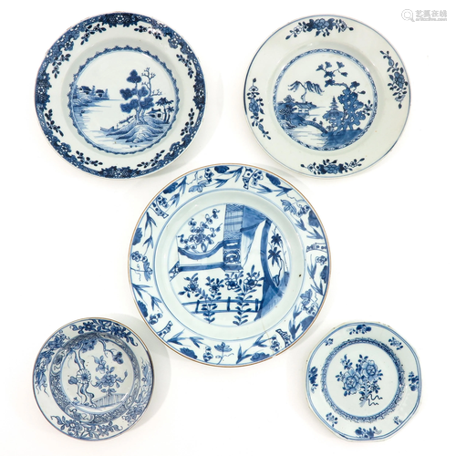 A Lot of 5 Blue and White Plates