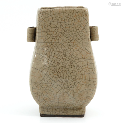 A Crackle Decor Hu Vase