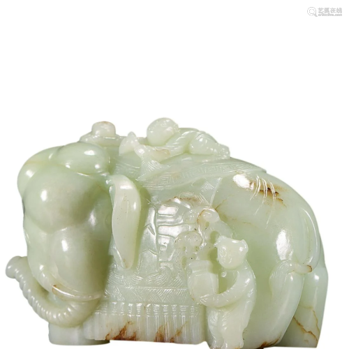 HETIAN JADE ELEPHANT SHAPED PAPERWEIGHT