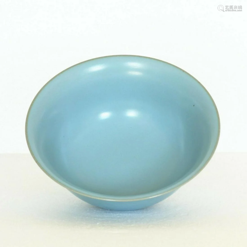 LARGE CHINESE SKY BLUE GLAZED PORCELAIN BOWL