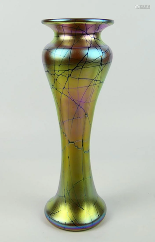 LARGE NACHMAN FAVRILLE STYLE VINE ART GLASS VASE