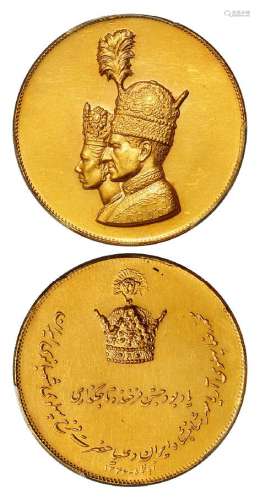 1967年伊朗国王与王后加冕纪念章一枚