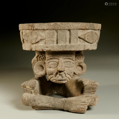 Teothihuacan offertory vessel, ex Parke-Bernet