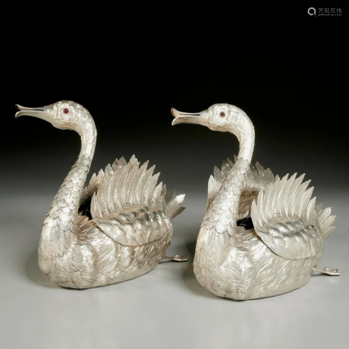 Pair Manuel Alcino .833 silver swan centerpieces