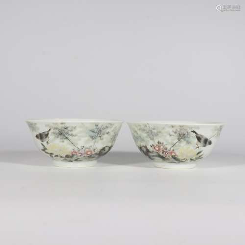 A Pair of Light Purple Bowl with Flowers and Birds