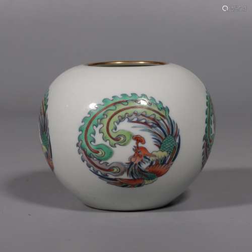 Clashing Color Water Pot with the Pattern of  Phoenix in Qin...