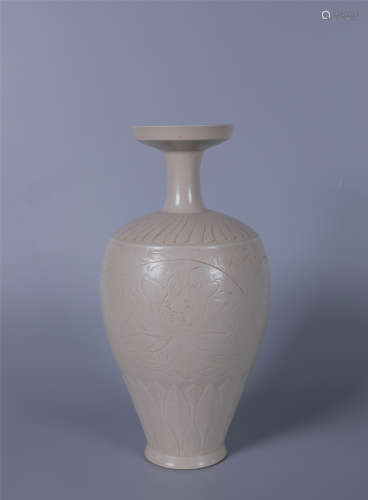 Ding Kiln Carved Vase
