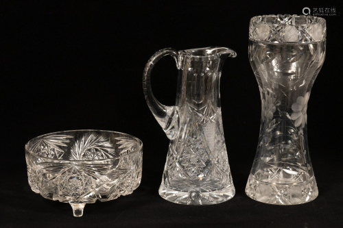 AMERICAN CUT-GLASS PITCHER AND VASE, WITH A PRESSED
