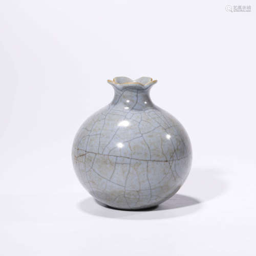 A Guan-Type Pomegranate-Shaped Porcelain Vase