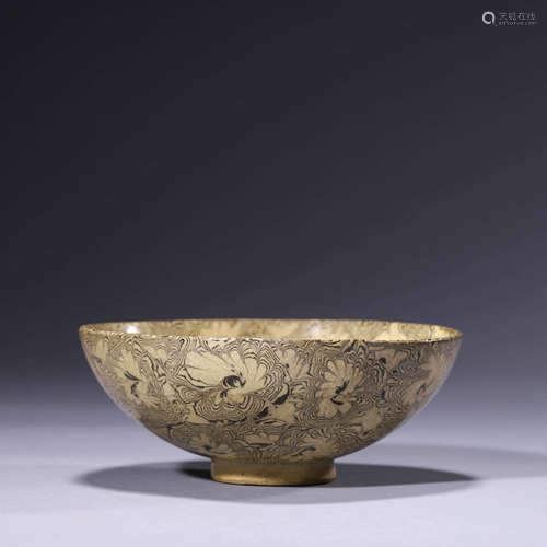 A Wood-Grained Porcelain Bowl