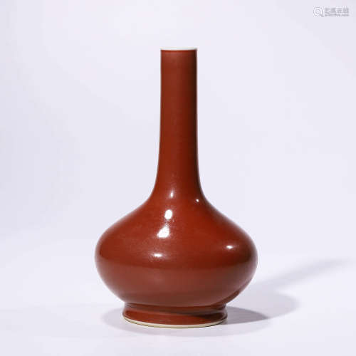 A Peachbloom-Glazed Bottle Vase