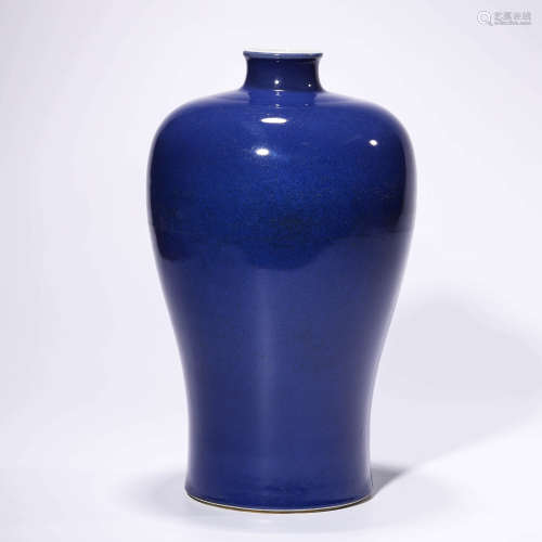A Blue-Glazed Meiping Vase
