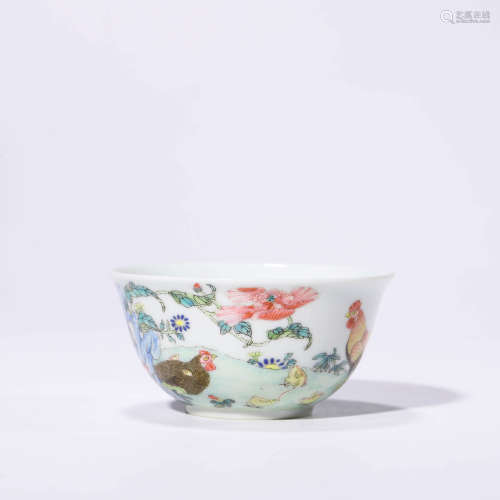 A Famille Rose Rooster Floral Bowl