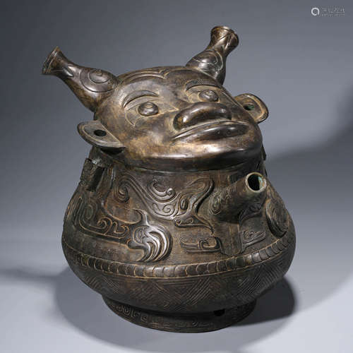 A Bronze Dragon Pattern Pot He