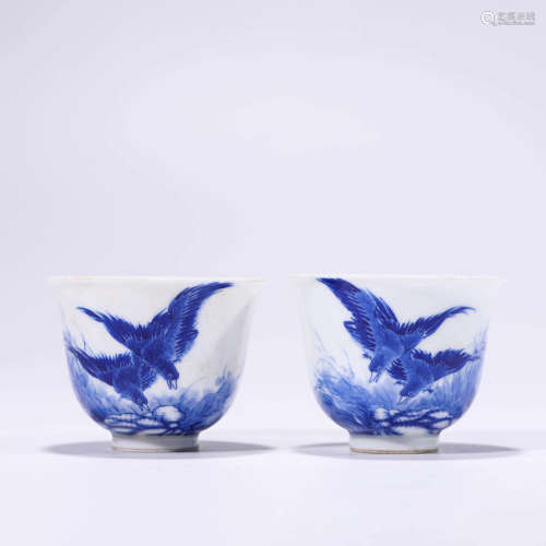 A Pair Of Blue And White Flowers And Birds Cups