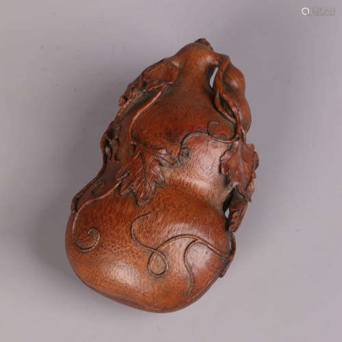 A Carved Bamboo Double-Gourd-Shaped Box And Cover