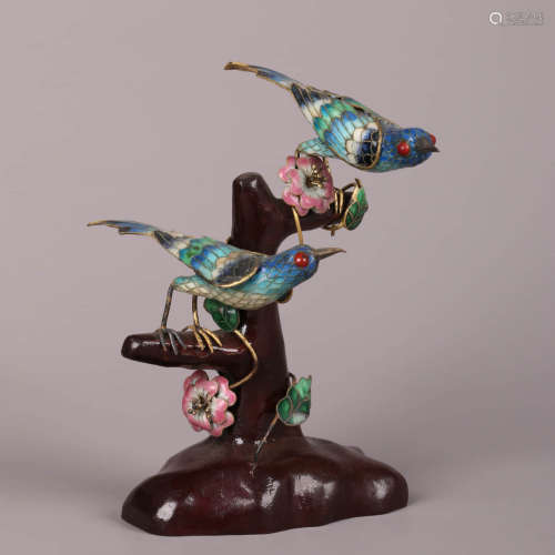 An Enameled Cloisonne Magpies Ornament