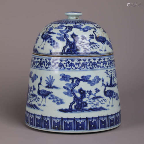 A Blue And White Birds Mallet-Formed Jar And Cover