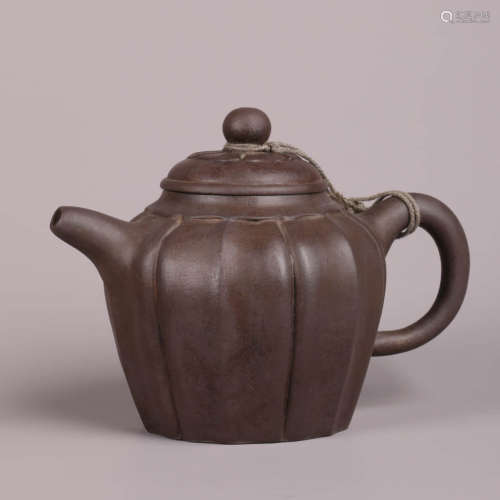 A Purple Clay Melon-Shaped Teapot By Chen Yinqian
