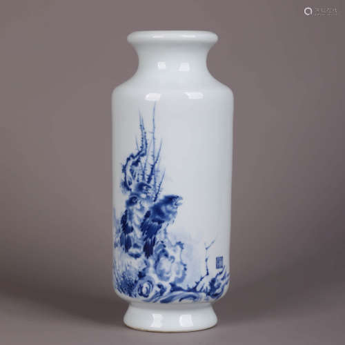 A Blue And White Birds Mallet-Shaped Vase