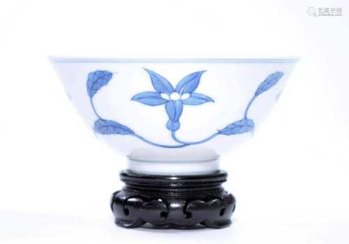 Chinese Ming Chenghua blue and white bowl