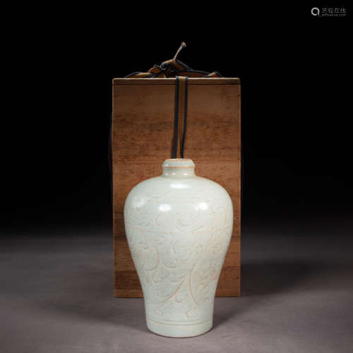 CHINESE SONG DYNASTY HUTIAN WARE PLUM VASE