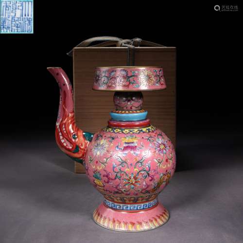 CHINESE QING DYNASTY MULTICOLORED ELEPHANT TRUNK POT