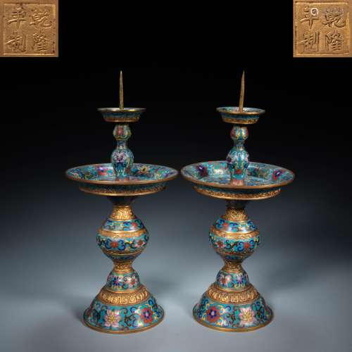 A PAIR OF GILT BRONZE CANDLESTICKS, QING DYNASTY, CHINA